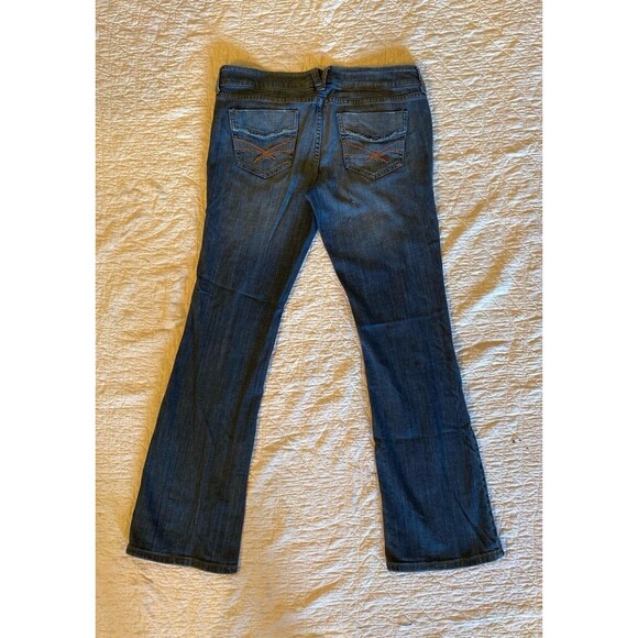 Decree Distressed Womens Jeans Size 9 Bootcut Lowrise Stylish Classy Comfortable - Picture 4 of 12
